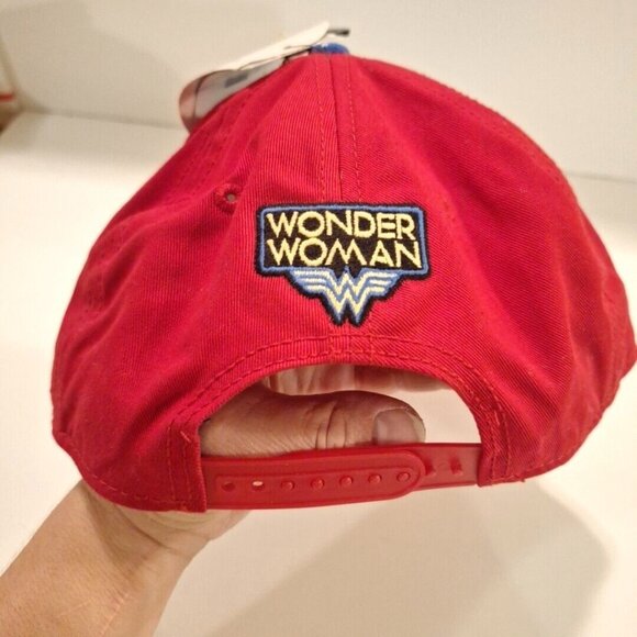 Pop Heroes Wonder Woman Snapback Cap Polka Dot Blue Red Adjustable DC Comics - Picture 3 of 9